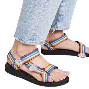 Arizona Love Trekky Fun Sandals in Stripes size 42